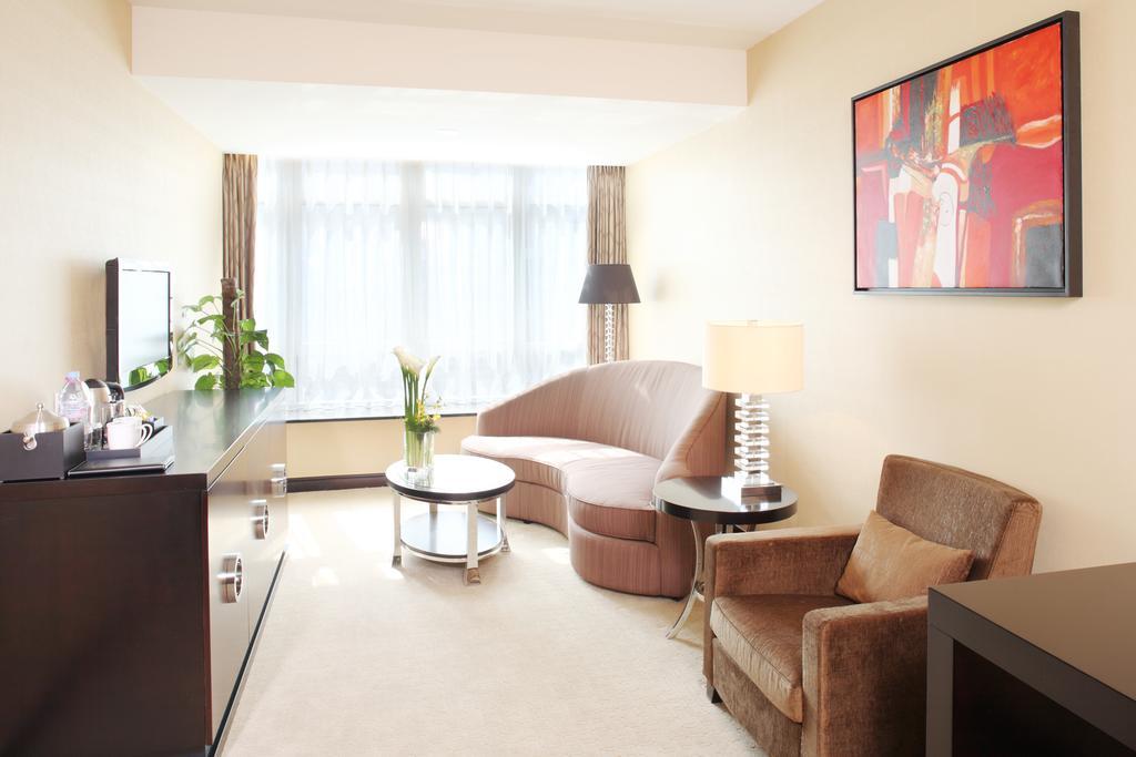 Hotel Howard Johnson Business Club 5*