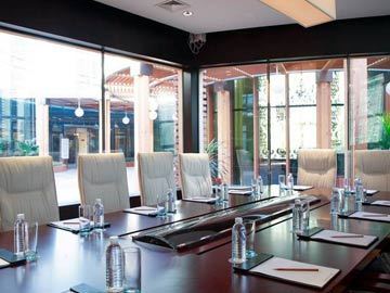 Howard Johnson Business Club 5* Shanghai